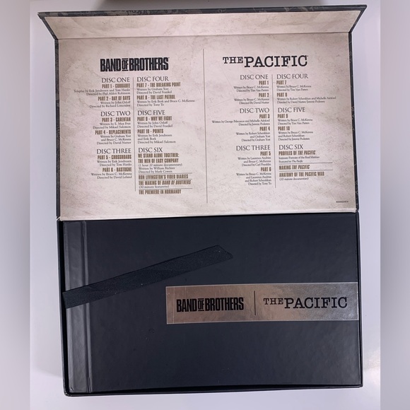 Band of brothers and the pacific blu ray combo pack complete - Picture 3 of 13